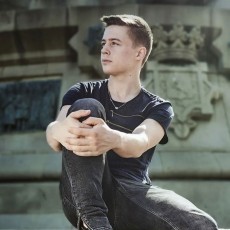 Private Lesson Floor Fee for Leo Lorenzo on August 2, 2025